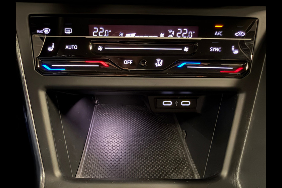 Volkswagen Polo 1.0 TSI R-LINE DSG CAMERA PARKEERSENSOREN VOOR EN ACHTER APPLE CARPLAY NAVI CRUISE CONTROL STOELVERWARMING