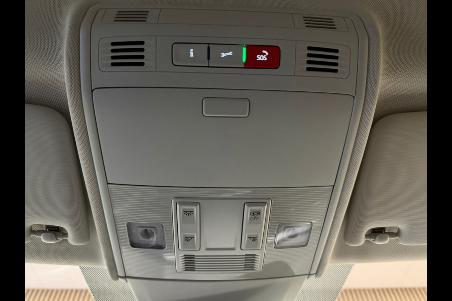 Volkswagen Polo 1.0 TSI R-LINE DSG CAMERA PARKEERSENSOREN VOOR EN ACHTER APPLE CARPLAY NAVI CRUISE CONTROL STOELVERWARMING