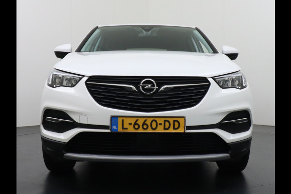 Opel Grandland X T131PK Apple Carplay Android Auto AGR-Comfortstoel Camera Navi Ecc Cruise Control Pdc DAB+ Regen-Lichtsensor Lane Assist Led Verkeersbord detectie Bluetooth Privacy Glas Lmv 17" Elegance 1e Eigenaar Origineel Nederlandse auto Euro 6