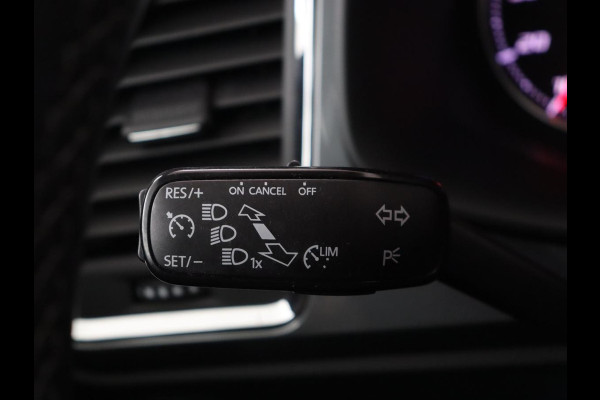 Seat Ateca 1.0 EcoTSI Style | Navigatie | Climate control | Cruise control | Parkeerhulp | Bluetooth