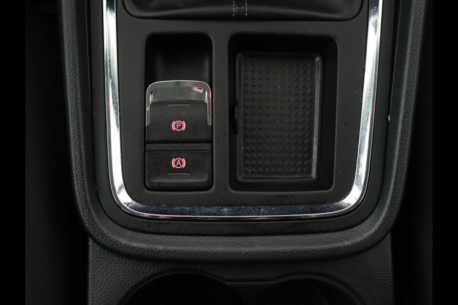 Seat Ateca 1.0 EcoTSI Style | Navigatie | Climate control | Cruise control | Parkeerhulp | Bluetooth