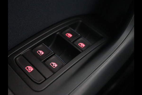 Seat Ateca 1.0 EcoTSI Style | Navigatie | Climate control | Cruise control | Parkeerhulp | Bluetooth