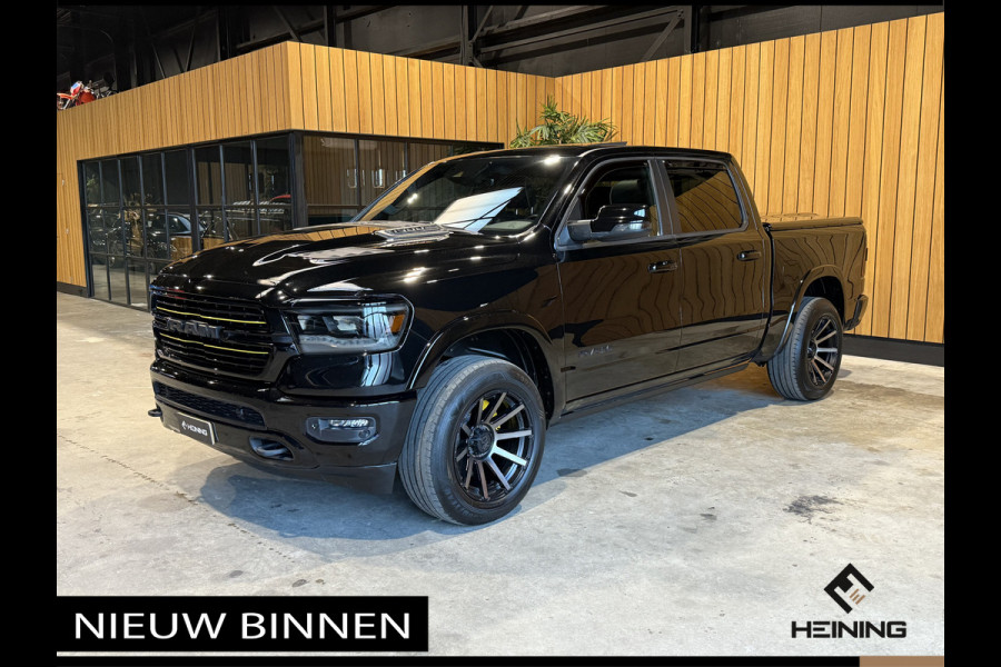Dodge Ram 1500 5.7 V8 4x4 Crew Cab Laramie Sport. Black Edition. Apple-carplay. Navi. Pano. NAP
