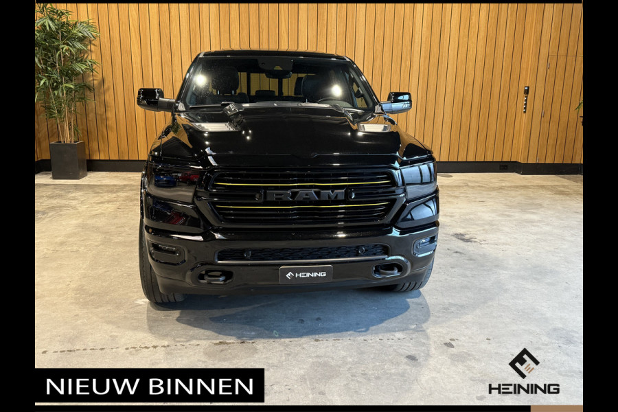 Dodge Ram 1500 5.7 V8 4x4 Crew Cab Laramie Sport. Black Edition. Apple-carplay. Navi. Pano. NAP