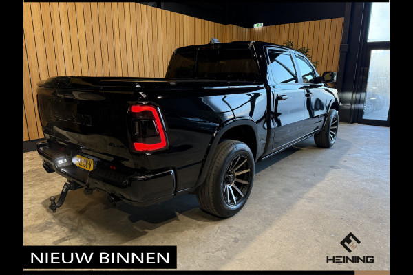 Dodge Ram 1500 5.7 V8 4x4 Crew Cab Laramie Sport. Black Edition. Apple-carplay. Navi. Pano. NAP