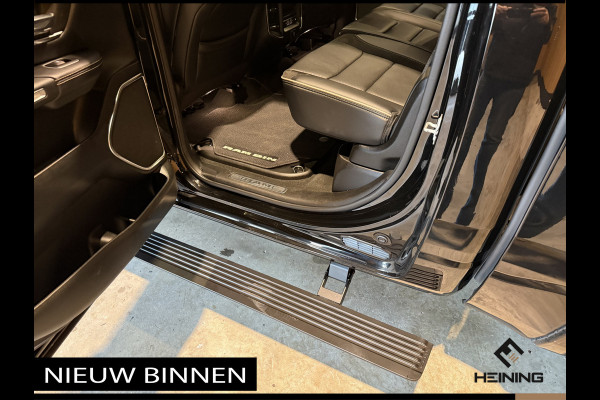 Dodge Ram 1500 5.7 V8 4x4 Crew Cab Laramie Sport. Black Edition. Apple-carplay. Navi. Pano. NAP