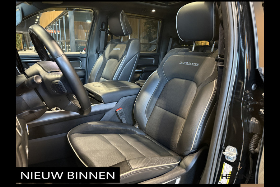 Dodge Ram 1500 5.7 V8 4x4 Crew Cab Laramie Sport. Black Edition. Apple-carplay. Navi. Pano. NAP