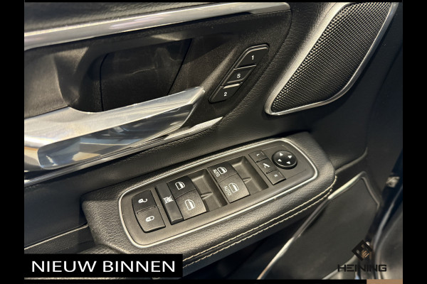 Dodge Ram 1500 5.7 V8 4x4 Crew Cab Laramie Sport. Black Edition. Apple-carplay. Navi. Pano. NAP