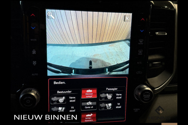 Dodge Ram 1500 5.7 V8 4x4 Crew Cab Laramie Sport. Black Edition. Apple-carplay. Navi. Pano. NAP