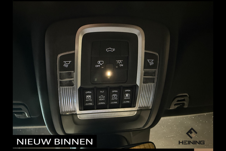 Dodge Ram 1500 5.7 V8 4x4 Crew Cab Laramie Sport. Black Edition. Apple-carplay. Navi. Pano. NAP