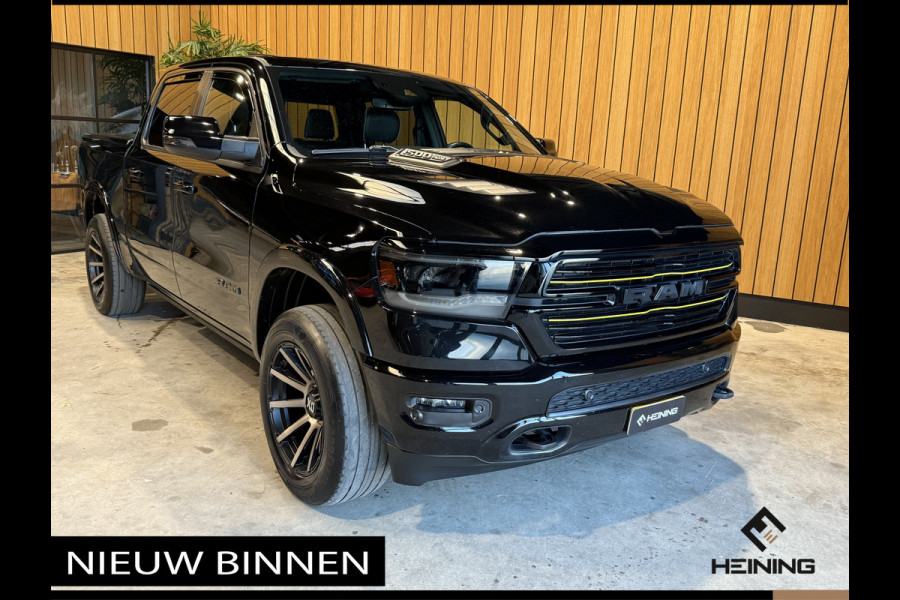 Dodge Ram 1500 5.7 V8 4x4 Crew Cab Laramie Sport. Black Edition. Apple-carplay. Navi. Pano. NAP