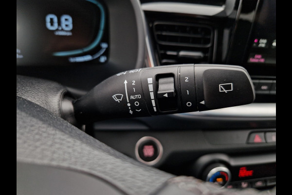 Kia Stonic 1.0 T-GDi MHEV DynamicPlusLine | Stoelverwarming | Key-Less | Regensensor | Clima | Navi |