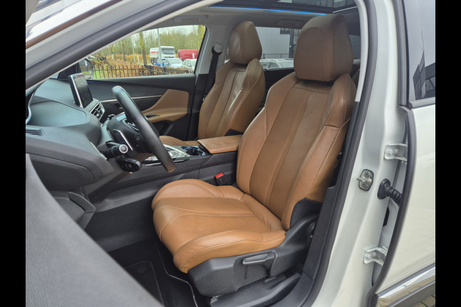Peugeot 5008 1.2 PureTech Allure Pano / Leder / Auto / ACTIE