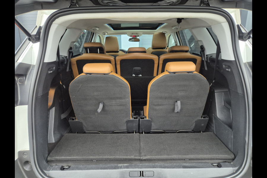 Peugeot 5008 1.2 PureTech Allure Pano / Leder / Auto / ACTIE