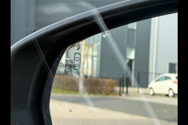 Peugeot 5008 1.2 PureTech GT-Line / Leder / NAP / ACTIE!