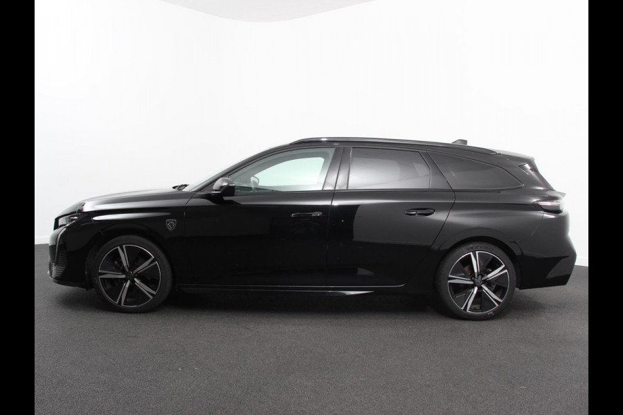 Peugeot 308 1.2 PureTech 130pk Automaat GT SW Climate control Adaptive cruise control Parkeersensoren Achteruitrijcamera Navigatie Voorstoelen verwarmd LED Apple Carplay/ Android Auto