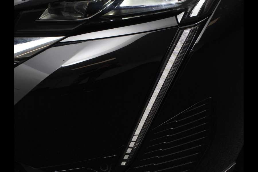 Peugeot 308 1.2 PureTech 130pk Automaat GT SW Climate control Adaptive cruise control Parkeersensoren Achteruitrijcamera Navigatie Voorstoelen verwarmd LED Apple Carplay/ Android Auto