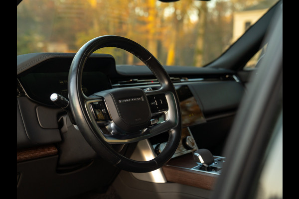 Land Rover Range Rover 3.0 P440e SE PHEV | Pano-dak | 360 cam | Meridian