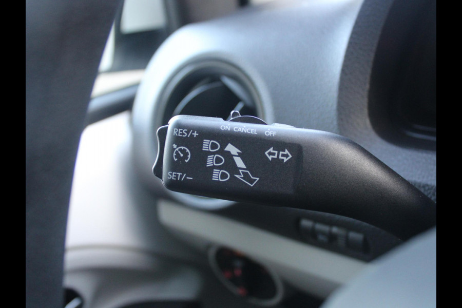 Seat Mii 1.0 Style Intense | AIRCO | CRUISE CONTROL |