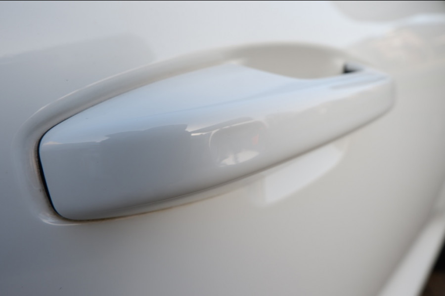 Volvo XC40 1.5 T2 Business Pro / INCL. 12 mnd BOVAG / Semi elektrische trek