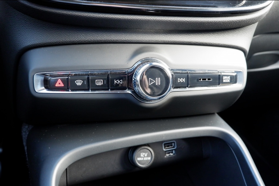 Volvo XC40 1.5 T2 Business Pro / INCL. 12 mnd BOVAG / Semi elektrische trek