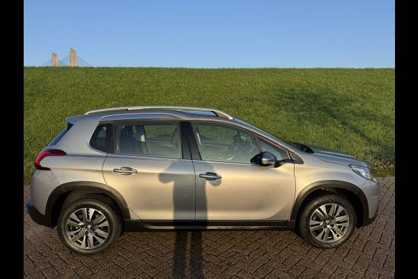 Peugeot 2008 1.2 PureTech Allure Navi | Apple Carplay | Camera | 16'' LMV