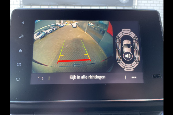 Renault Trafic Life 150pk L2 9-Persoons(Trekhaak - Camera - Keyless Entry - Navigatie - Airco - Apple Carplay)