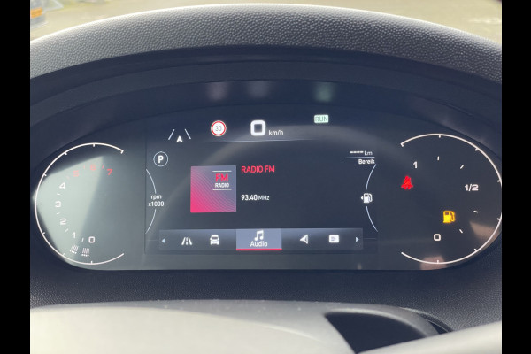 Opel Movano 140pk L2H2 3.5t (Camera - Automatische Airco - Navigatie - Apple Carplay - Digitaal dashboard - DAB)