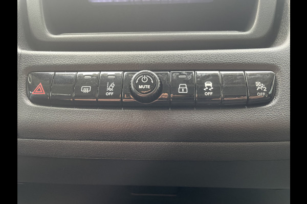 Opel Movano 140pk L2H2 3.5t (Camera - Automatische Airco - Navigatie - Apple Carplay - Digitaal dashboard - DAB)