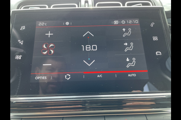 Citroën C3 82pk Shine (Camera - Navigatie - Automatische Airco - Apple Carplay - LED - Lichtmetalen velgen)