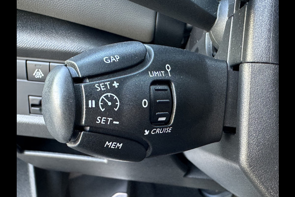 Citroën C5 Aircross 180pk Shine (Trekhaak - Elektrische klep - Stoelverwarming - Keyless Entry - Navigatie - Camera - Adaptive Cruise Control)