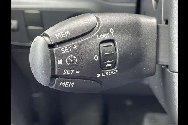 Citroën C3 110pk Max (Keyless Entry - Camera - Automatische Airco - Navigatie - Apple Carplay - LED)