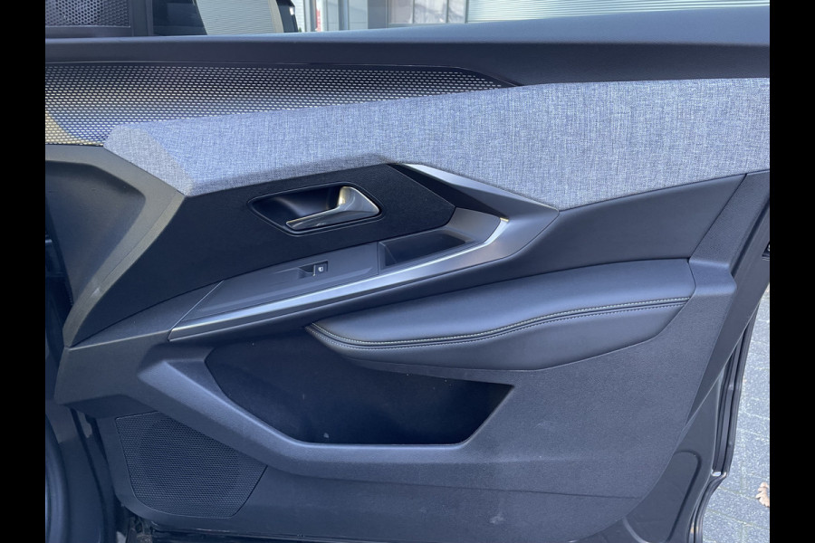 Peugeot 3008 136pk Hybrid GT First Edition (Camera - Elektrische klep - Keyless Entry Stoel-/-stuurwielverwarming - Parkeersensoren V+A - Ada