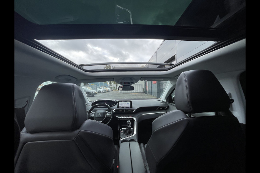 Peugeot 5008 130pk Road Trip (Elektrisch Schuifdak - Elektrische klep - Keyless Entry - Camera - Apple Carplay - Navigatie - Automatische Air