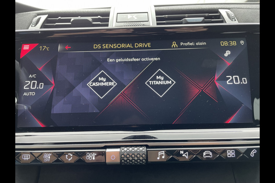 DS Ds 7 Crossback 180pk Performance Line+ (Trekhaak - Focal Electra - Elektrische klep - Camera - Adaptieve Cruise Controle - Keyless Entry - Elek