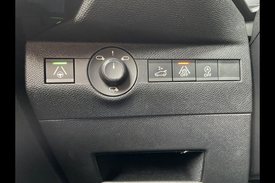 DS Ds 7 Crossback 180pk Performance Line+ (Trekhaak - Focal Electra - Elektrische klep - Camera - Adaptieve Cruise Controle - Keyless Entry - Elek