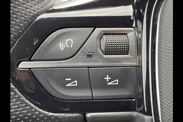 Peugeot 3008 225pk HYbrid GT Pack (Elektrisch schuifdak - Leder incl verwarming/massage/ geheugen - Focal Electra - NightVision - 360gr Camer