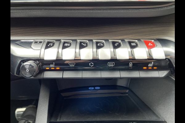 Peugeot 3008 225pk HYbrid GT Pack (Elektrisch schuifdak - Leder incl verwarming/massage/ geheugen - Focal Electra - NightVision - 360gr Camer