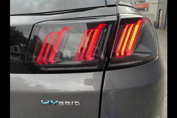 Peugeot 3008 225pk HYbrid GT Pack (Elektrisch schuifdak - Leder incl verwarming/massage/ geheugen - Focal Electra - NightVision - 360gr Camer