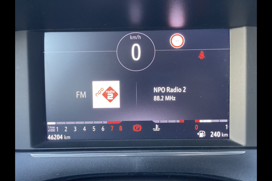 Opel Corsa 100pk Elegance (Camera - LED - Parkeersensoren V+A - Keyless - Navigatie - Dodehoekdetectie- Apple Carplay)