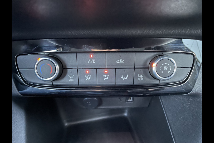 Opel Corsa 100pk Elegance (Camera - LED - Parkeersensoren V+A - Keyless - Navigatie - Dodehoekdetectie- Apple Carplay)