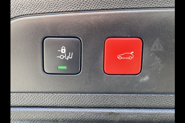 DS Ds 7 Crossback 300pk 4x4 Rivoli (Elektrisch Schuifdak - Leder incl verwarming/koeling/massage/geheugen - Trekhaak - Focal Electra - Elektrische