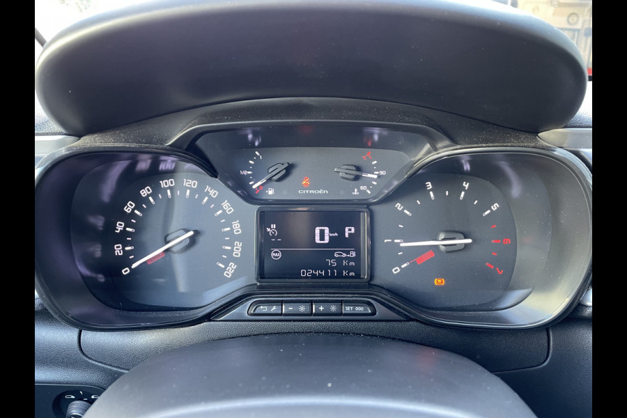 Citroën C3 110pk Max (Camera - Keyless Entry - LED - Automatische Airco - Apple Carplay - Navigatie - Parkeersensoren)