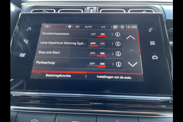 Citroën C3 110pk Max (Camera - Keyless Entry - LED - Automatische Airco - Apple Carplay - Navigatie - Parkeersensoren)