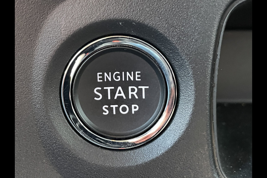 Citroën C3 110pk Max (Camera - Keyless Entry - LED - Automatische Airco - Apple Carplay - Navigatie - Parkeersensoren)