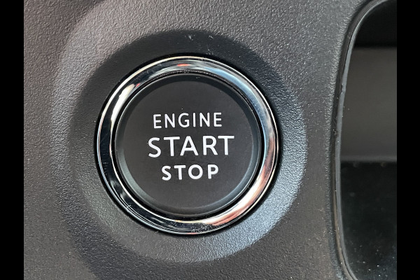 Citroën C3 110pk Max (Camera - Keyless Entry - LED - Automatische Airco - Apple Carplay - Navigatie - Parkeersensoren)