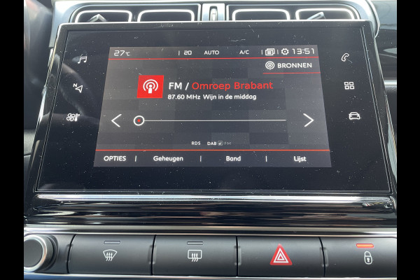 Citroën C3 110pk Max (Camera - Keyless Entry - LED - Apple Carplay - Navigatie - Automatische Airco - Parkeersensoren)