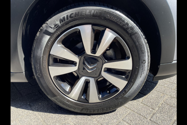 Citroën C3 82pk Max (Camera - Keyless Entry - Navigatie - Apple Carplay - Automatische Airco - LED - Parkeersensoren)