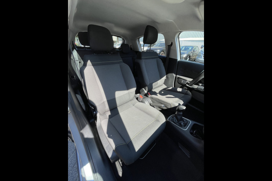 Citroën C3 82pk Max (Camera - Keyless Entry - Navigatie - Apple Carplay - Automatische Airco - LED - Parkeersensoren)