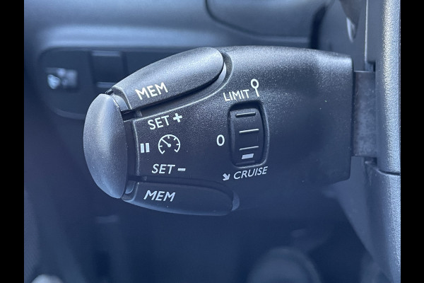 Citroën C3 82pk Max (Camera - Keyless Entry - Navigatie - Apple Carplay - Automatische Airco - LED - Parkeersensoren)